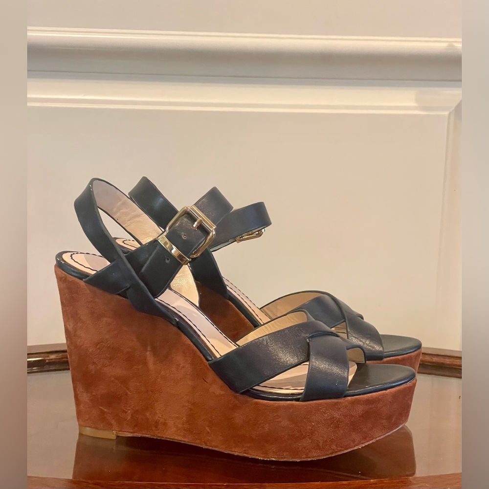 Lysa Pour La Victoire Blue Leather Wedge Sandals